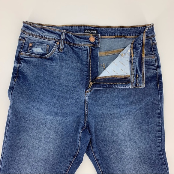 Suko Jeans Faded Blue High Rise Tapered Leg Distressed Ankle Jeans, 12 - Picture 7 of 16